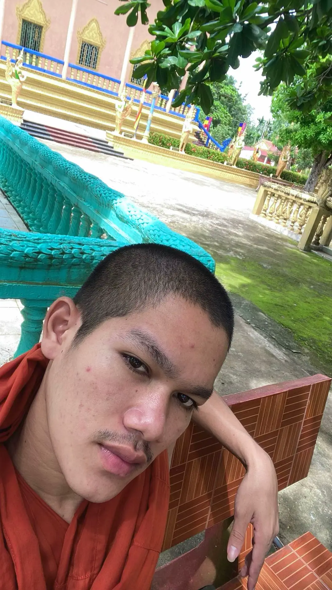 អនាគតរបស់អ្នកមិនមែនស្ថិតនៅលើមាត់អ្នកដទៃឡើយ សម្រេចក្ដីស្រមៃរបស់ខ្លួនស្លាប់ទៅវិញបិទភ្នែកជិតហើយ❤️(គ្មានខ្សែគ្មានខ្នង)