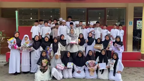 love you kalian semua 😽💗
