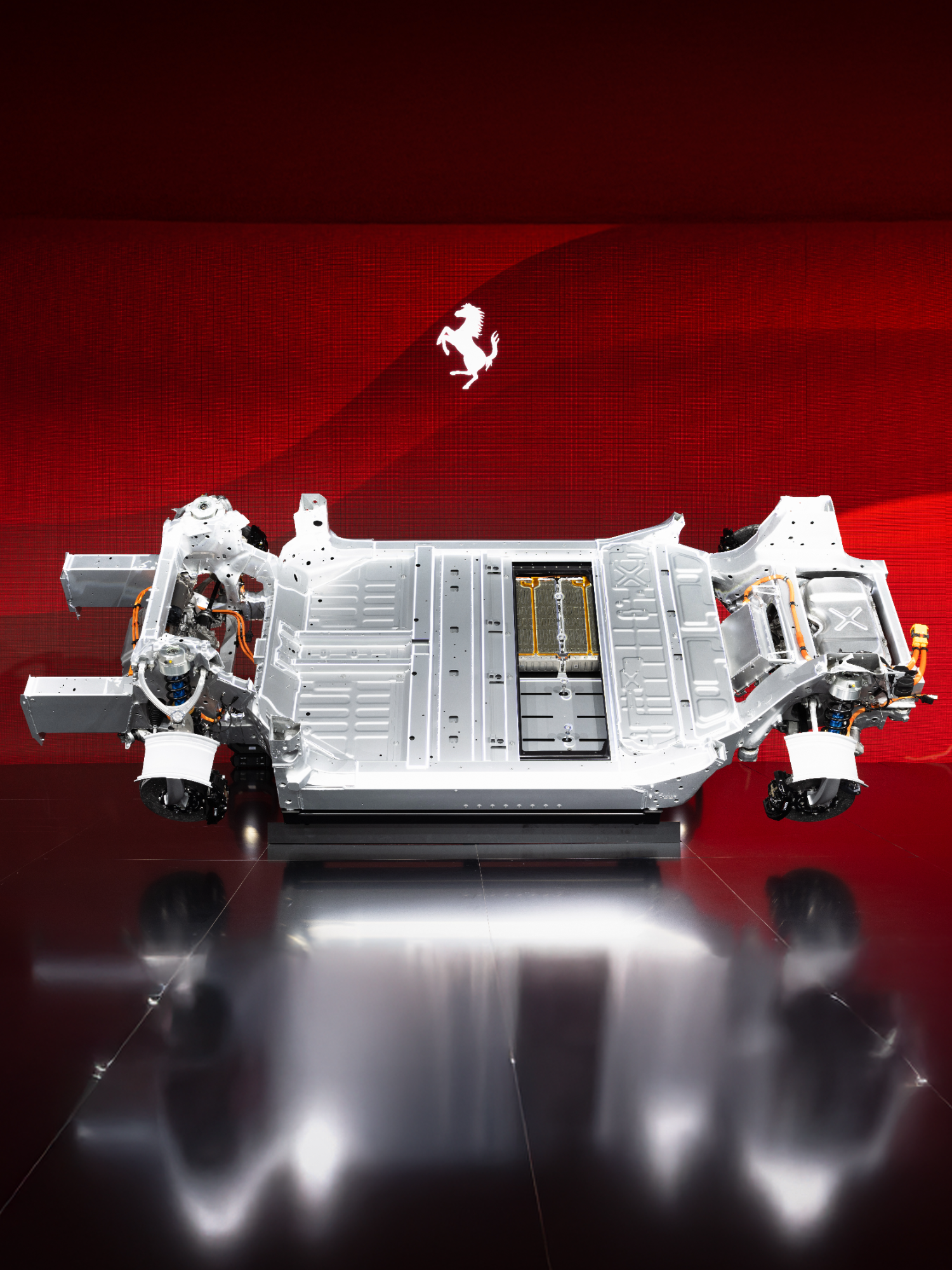 It’s been decades in the making, but the time has finally come for Ferrari to uncover the details on its first electric car. We’ve been to Maranello for a closer look. 📷 @masnej