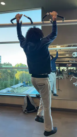 Touch 🕺🏾💃🏽 #fyp #fypシ #workout #gym #calisthenics 