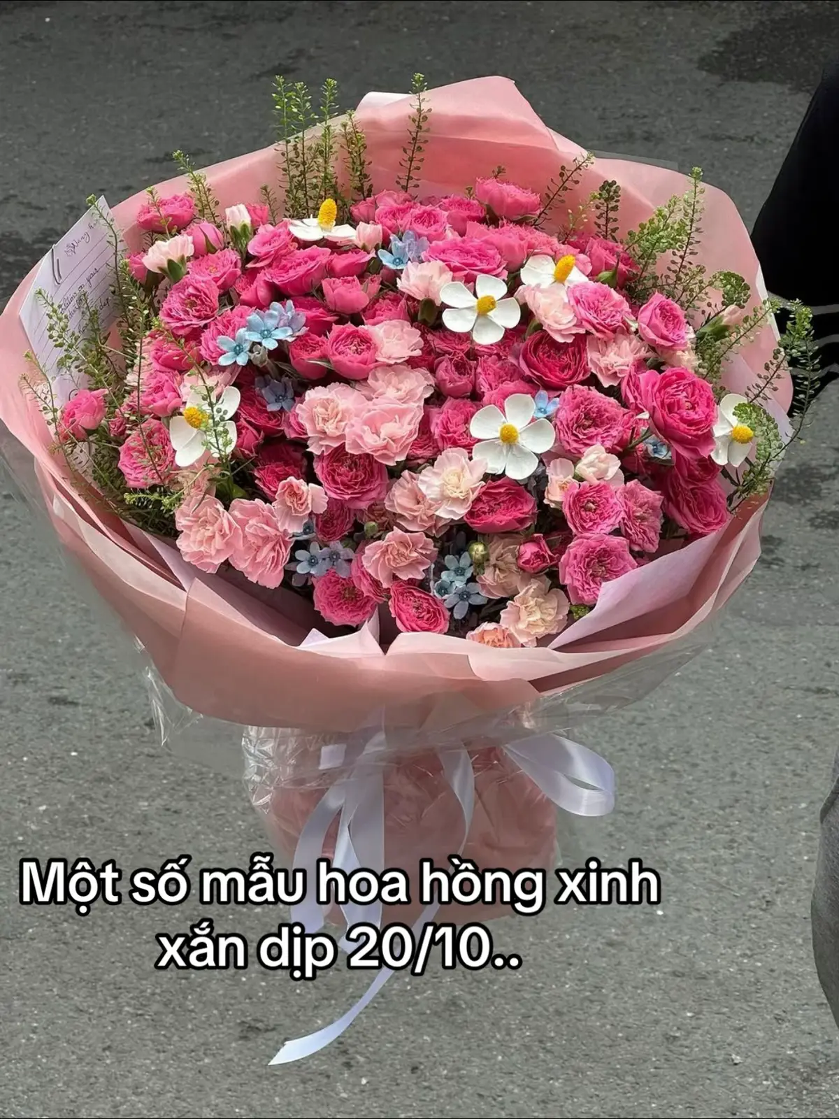 Tặng em một bó hoa để rồi tôi nhận lại một đoá hoa đẹp nhất 🥇 💐