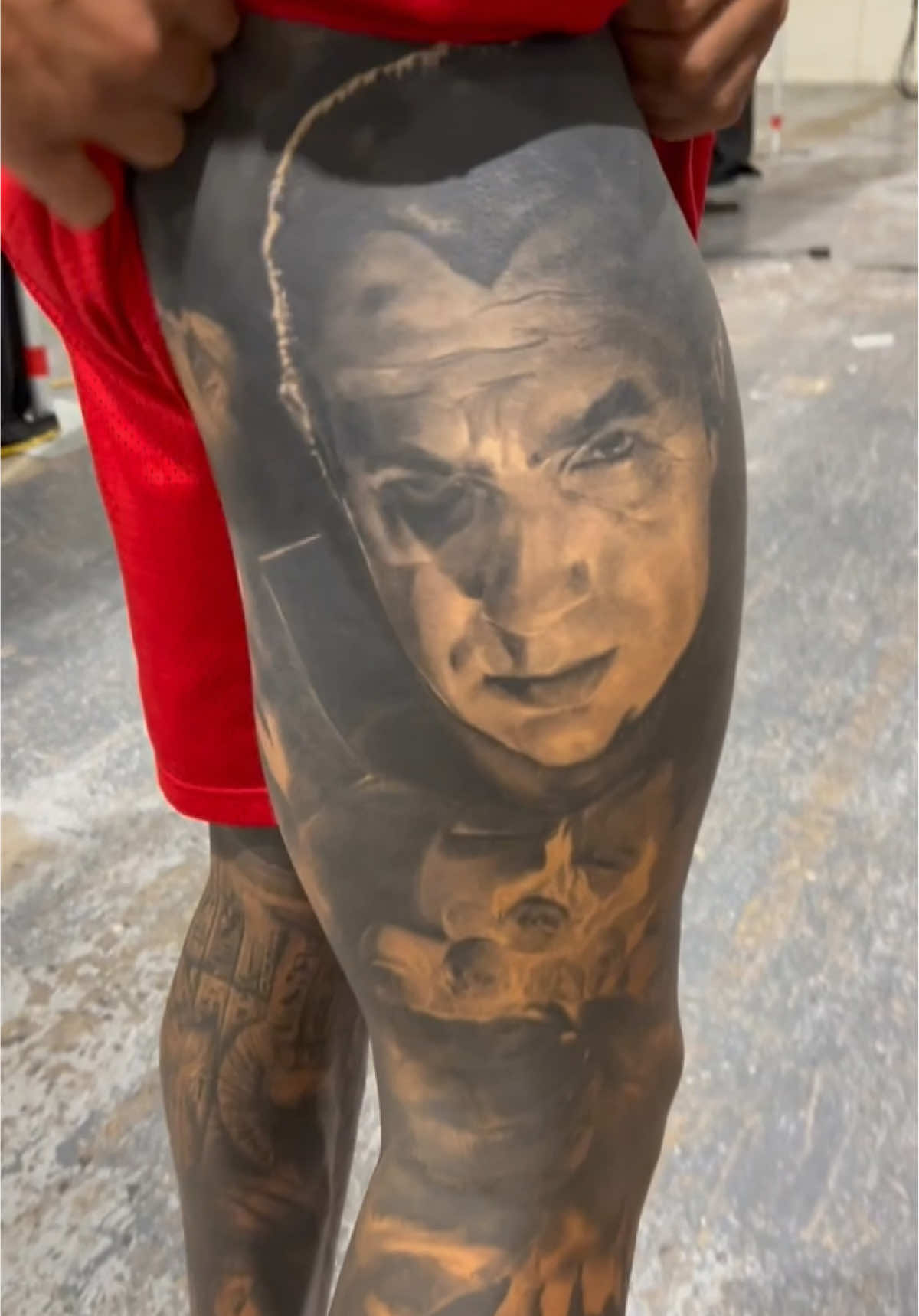 Gothic ink, eternal style 🦇  #nyctattoo #tattooconvention #streetinterview 