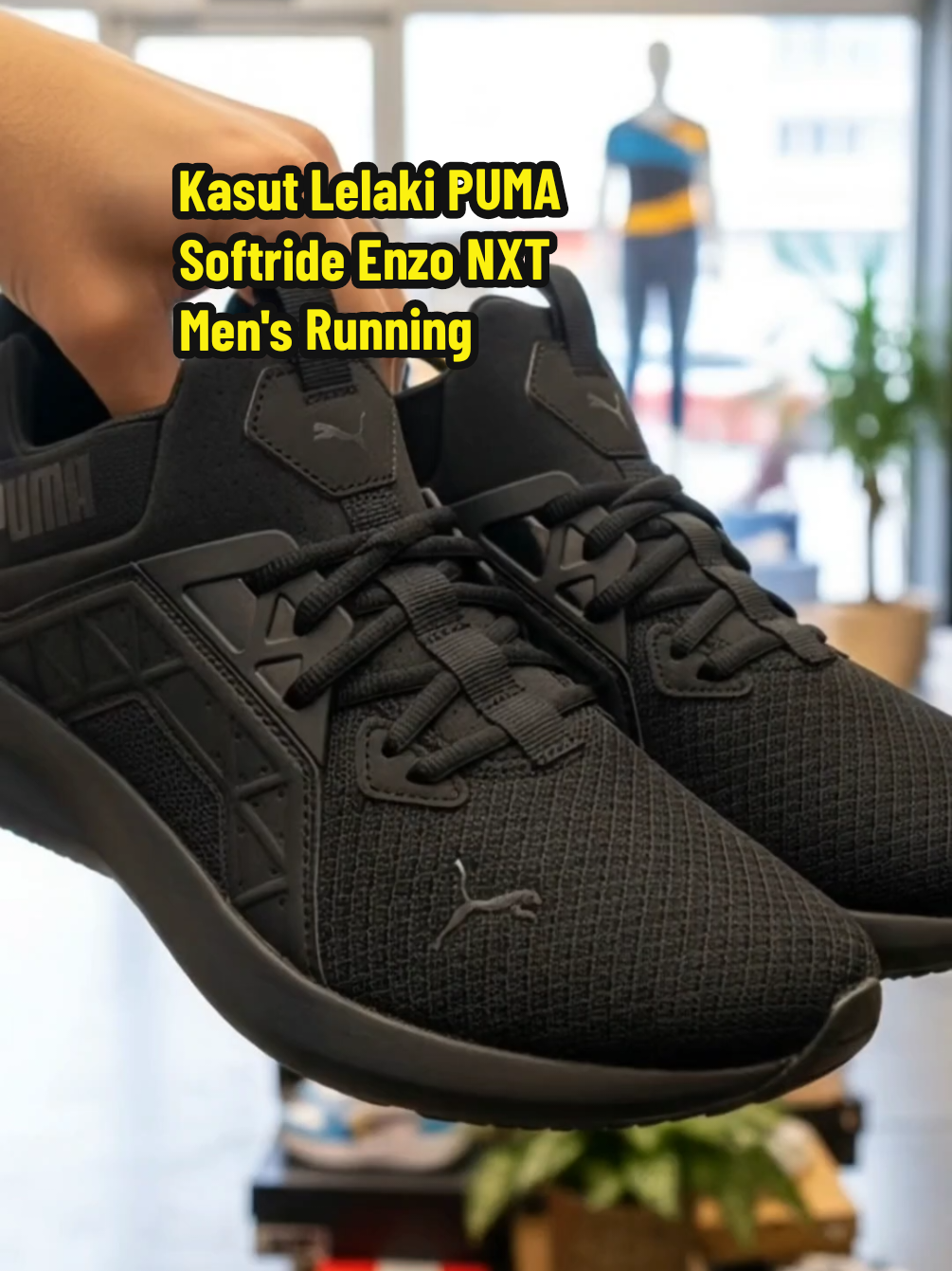 Sneaker PUMA Softride Enzo NXT Men's Running shoes (Black). Kasut Original kuality tak perlu diragukan lagi. Tekan beg kuning sekarang grab cepat sebelum sold out #sneakers #trending  #kasutmurah #puma #malaysia 