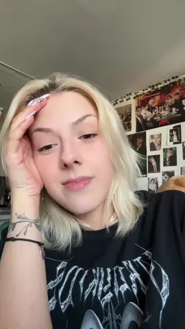 nie wiem czy to tylko dla mnie nowość, ale zaktualizował mi się messenger i odechciało mi się z niego korzystać  #ai #dc #meta 