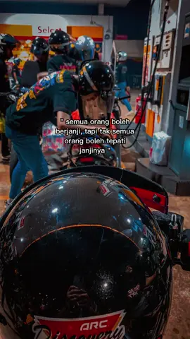 #Janji tu mudah bila lidah yang berkata, tapi susah bila hati tak pernah berniat. Aku dah berhenti tanya “kenapa”, sebab jawapan tu pun cuma janji yang lain. Aku bukan lupa, cuma dah belajar terima — yang tak semua janji itu untuk ditepati. #ceritakita #dunguncalling 