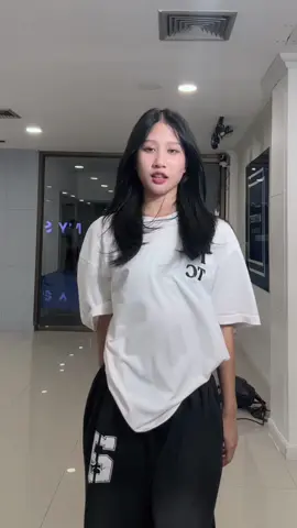 ติดหนึบ ( dc : @DALAN ) #Yok #pepperx #ใบเตยอาร์สยาม #dance #fyp 