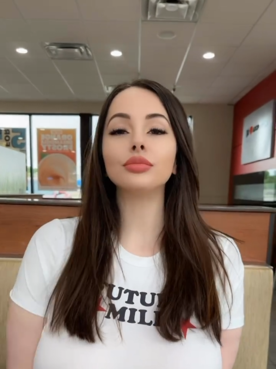 Watashi [⚠️FAKE BODY⚠️] #mamálatina #girls #fakebodyy⚠️ #voluptuosa #fakesituation⚠️ 