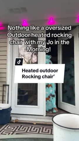 It’s so cozy! Gonna be in my garage in the winter so I am pumped I have a heated chair! #outdoorchair #heatedchair #gametime 