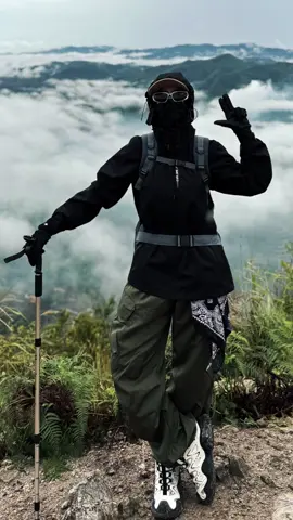 ฆูนุงที่เธออยากมาเรามาแล้วน่ะ😝#ฆูนุงซีลีปัต #นินจา#เดินป่า #เทรนด์วันนี้ #fyp @TikTok 