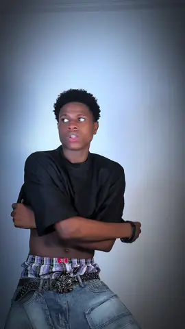 Tu veux te b@ttre mais tu vois ta crush 😻 #loïc_adams 