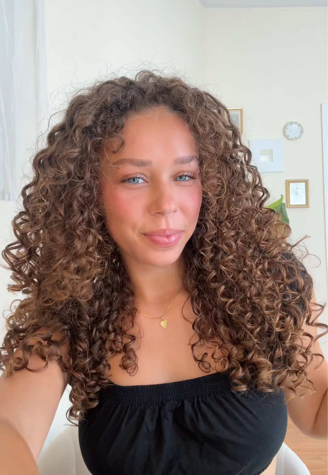 This sound annoys me tbh but here I am doing it anyways😭