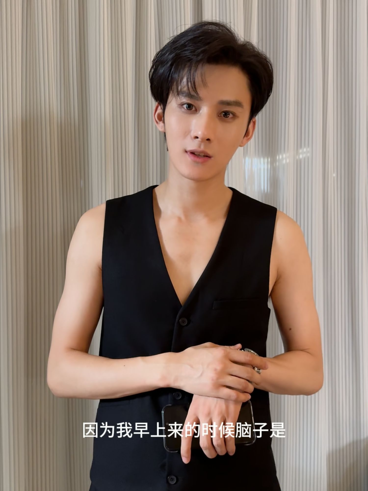 【短花絮BTS】垂涎ABO Desire| 越熬夜越精神的文琅總 #ABODesire #DesireTheSeries The CEO Wen Lang who becomes more energetic the later he stays up. 每周六晚8點，全球同步更新上線🌏 Every Saturday at 8 PM(Beijing Time) - New Episode Updates Worldwide🌏 #垂涎 #ABODesire #abodesire #desiretheseries #desire #Desire #nongjian #omegaverse #bl #abo #ABO #boyslove #drama #dramaseries #blseries #bts #behindthescene