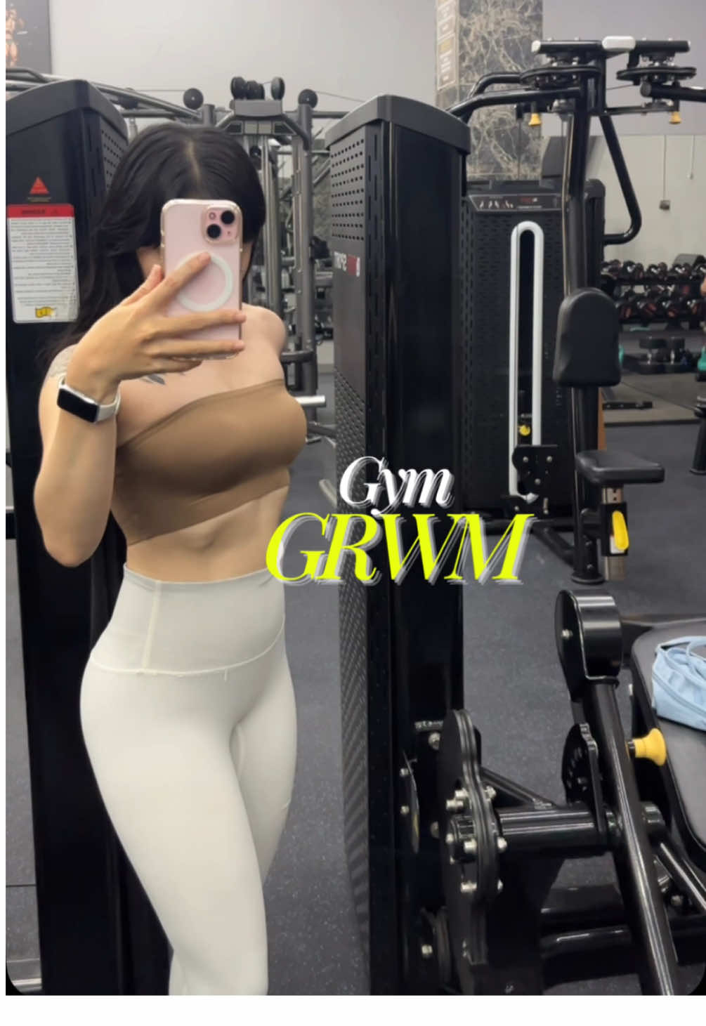 OOTD gym hari ini pakai seamless set tanpa bra konvensional, tapi tetap nyaman karena pakai bra tempel dari @orifree  #setianyamanpadaorifree  #bratempel #gym #gymgirl #grwm 