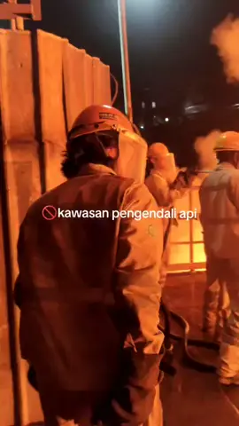 Meo kerja meo money🔥#morowali #furnance #fyp #helmkuning 