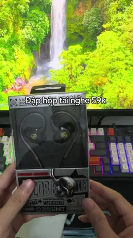 Tai nghe 59k ngon bổ rẻ 😅😅 #tainghe #TikTokAwardsVN #tainghegiare #muasamonline #tiktokshop 
