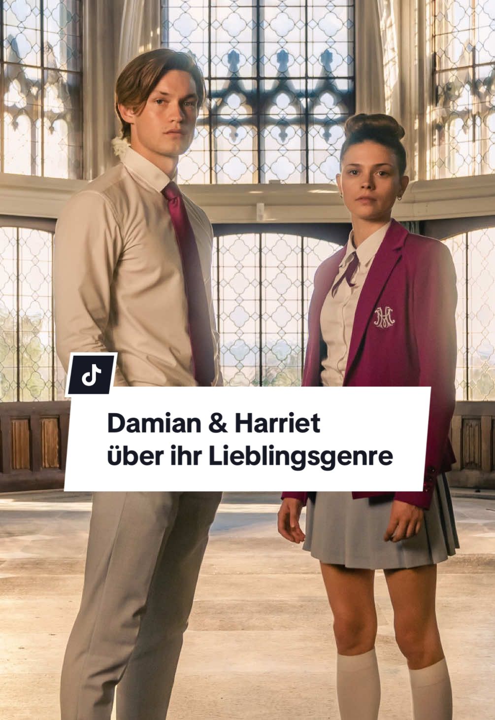 Romance, Fantasy oder Drama? Die #MaxtonHall-Stars #DamianHardung und @Harriet Herbig-Matten verraten es uns! 📺🍿 #JamesBeaufort #RubyBell #HarrietHerbigMatten  Credits: Amazon Prime
