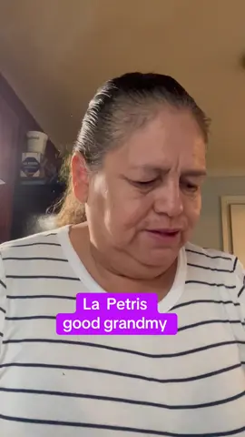 felicidades a todas las abuelitas y a los nietos y nietas🙏🏼👏