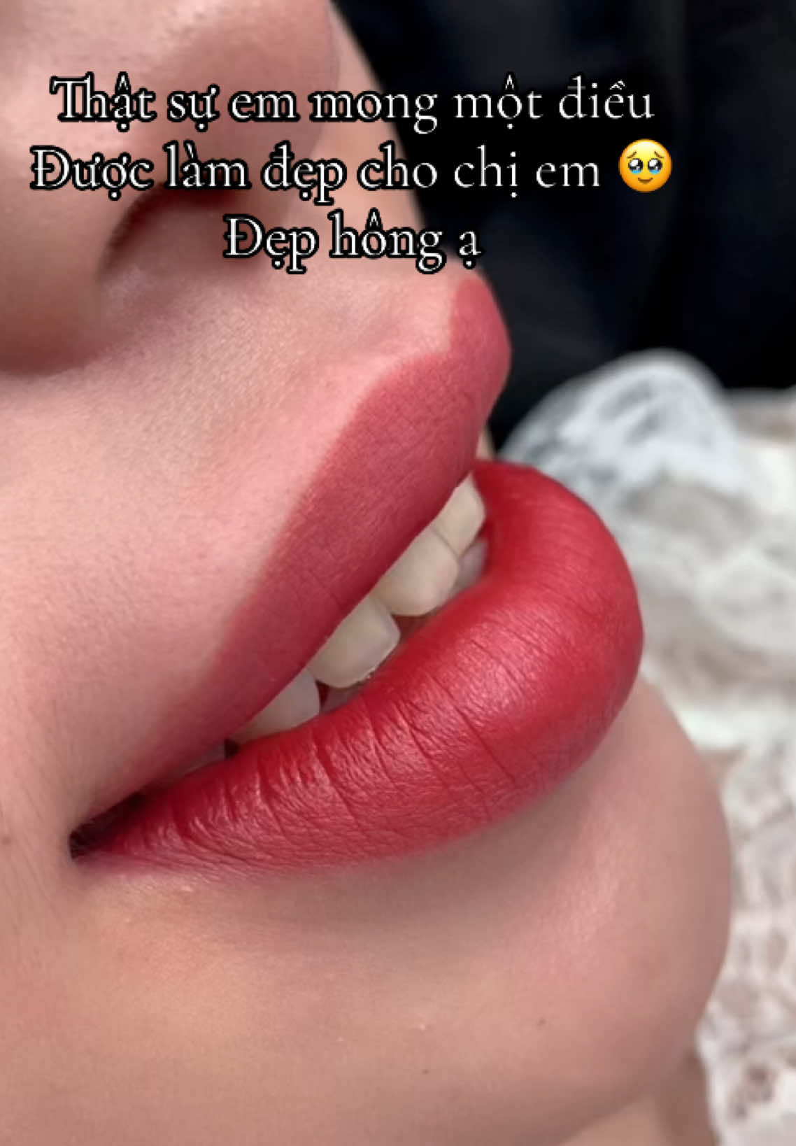 Xốp mình được cái là làm hổng đẹp mình hổng lấy xiền nữa ớ 🙂‍↕️! Bởi vậy mọi người ơiiiiii….ủng hộ iiiii mòoooo! Phun môiiiii book một cái lịchhhhh điiiii #môixinh #môibaby #phunmoidep #khửthâmmôi #NguyễnHươngPMU 