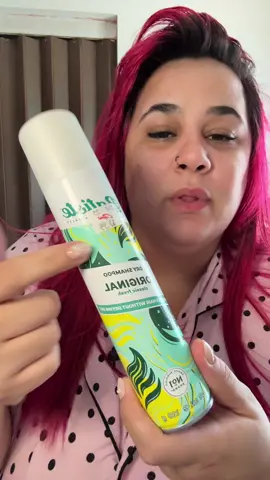 Dry Shampoo que me habían recomendado, Press on Nails de la semana. Pestañas new 😂 de todo un poco Feliz Viernes! 🩷🫶🏻 #unratitoconnanny #ladelpelorosa #pressonnails #dryshampoobatiste 