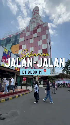 Cape jalan - jalan seharian di Blok M butuh tempat istirahat, hotel ini cocok buat kamu. cara pesan kamar nya gampang banget, tinggal buka App RedDoorz dan pilih hotel urbanview Caverna Gandaria, dan masukan kode proo YUKNGINEP, biar dapat tambahn discount pas checkout nanti. @RedDoorz  #RedTRavelers #BukaSemuaPintu #RedDoorz #UrbanviewbyRedDoorz