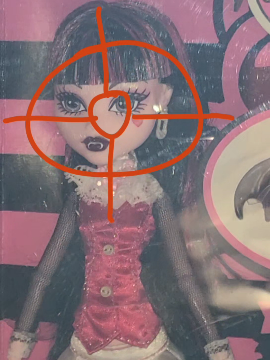 I hope this makes sense 🙃 #monsterhigh #monsterhighdolls #dolls #mh #dollcollector