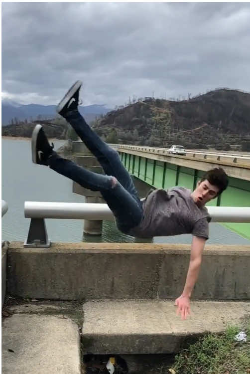 A fall during parkour#parkour #fault #amusing #funny 