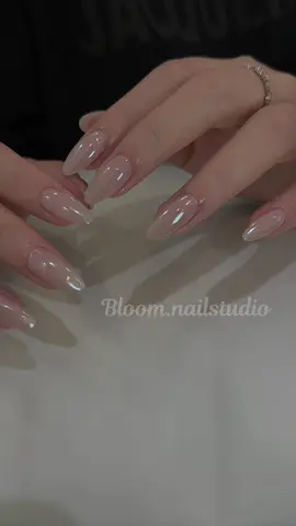 Tráng gương màu này xinh xỉu luôn 🤩✨#xuhuongnail #nailtrangguong #nailthach #viraltiktok #maunailxuhuong 