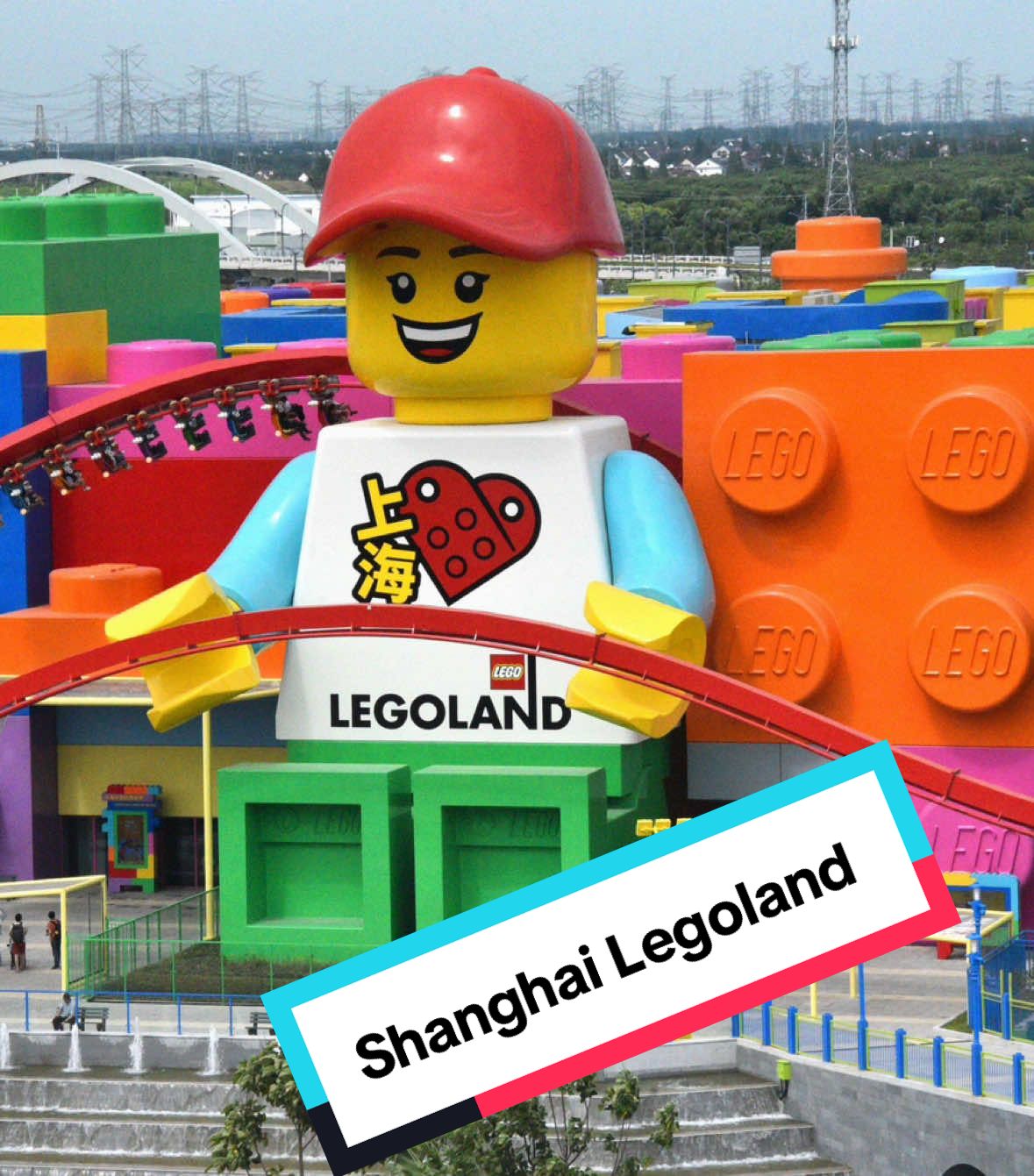 How have I only just heard of the Shanghai LEGOLAND? It’s now the largest LEGOLAND in the world and opened last July! China was already on my list, now even more so! How about you? #legoland #legotok #bricktok #LEGO 