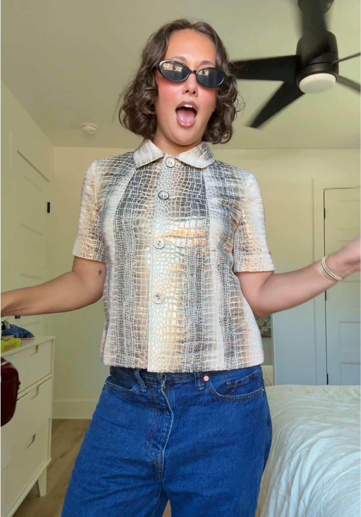 no gate keeping chicos anymore  