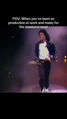 I'm ready to party!!! 🪩🕺 #whosbad #memestiktok #michaeljackson 