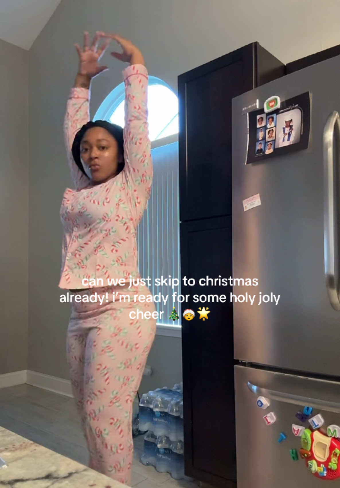 ion got no spooky vibes for nobody! im ready to put my christmas tree up NOW 