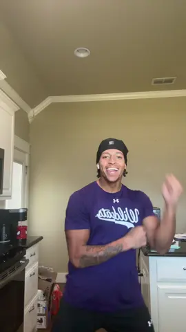 Forgot the dc #fyp #trending #viral #blowthisup #dance 