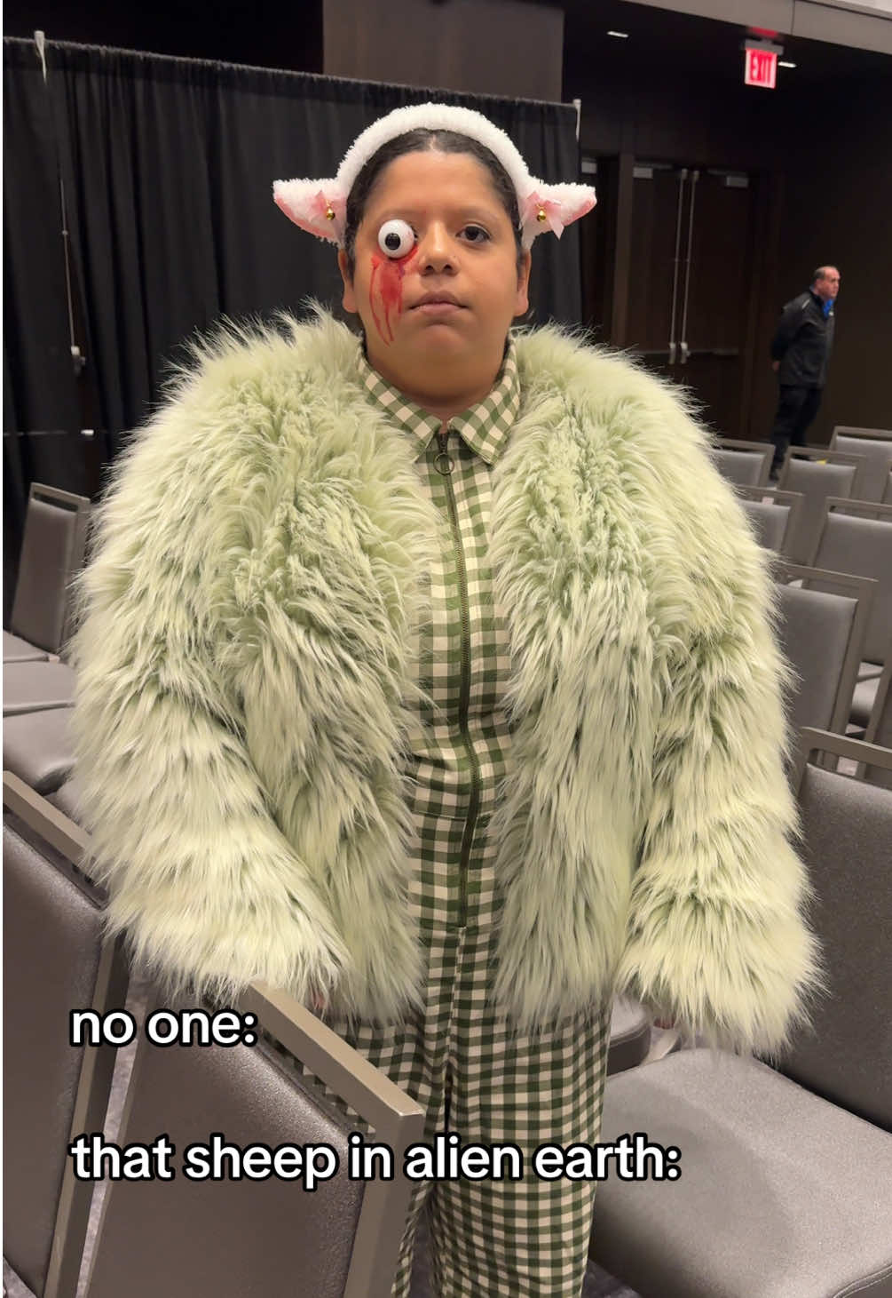 a true diva 💅🏼🩸👽 @FX Networks @New York Comic Con  #alienearth #nycc #halloweencostume #comiccon #alien 