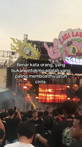 🥺 #galau  #threesixty  #lagilagifestivalsemarang 