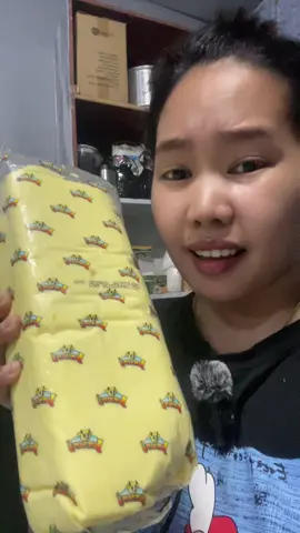 Ang lake talaga nitong Cheese na 2kilo by jersey. Sulit na Sulit sa negosyo at di mo need tipirin. Billion nyo na!! #cheese #jersey #cheeselover #burger #pizza 