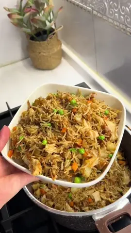 🎬 برياني_لذيذ برياني طريقة سهلة وماينشبع من طعمه  طريقة تحضير  احمس شعرية لحد ماياخذ لون قهوائي واضيف التمن منقوع قبل نص ساعة بالمي حار وأحمسه وية شعرية بعدين أضيف ماي لحد مايغطي تمن وملعقة ملح وانتظر تمن يسحب ماي مالتها نخلي بهارات( دارسين فلفل أسود وكاري وماجي) واخليها عالنار هادية يتهدر ربع ساعة بعدين أضيف بطاطا مكعبات مقلية وبزاليا مقلية وجزر مقلية وكشمش ولحم دجاج مقلية  جرّبوها ان شالله تعجبكم وصفتي  وانتظركم بالايكات وكومنتات وفولو لحسابي  #برياني_دجاج #برياني_لحم #اكسبلور_العراق_السعوديه_الاردن_ايران_الكويت_طق_لايكات_كومنت_يلاا💙 #اكسبلور_العراق_السعوديه_الاردن_ايران_الكويت_طق_لايكات_كومنت_يلاا_فولو_بغداد_ميوزكلي_العراق_لبنان_الامارات_البحرين #شيف_شاهين_دعم_صناع_المحتوىم 👤 غير معروف 👁️ المشاهدات: 0 ❤️ الإعجابات: 0 💬 التعليقات: 0 🔁 المشاركات: 0 Tiktok - @EEEBOT