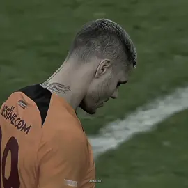 gitme gitme kopamam senden  #icardiii #galatasaray  #mauroicardi #fypシ゚viral  #kesfetteyiz 