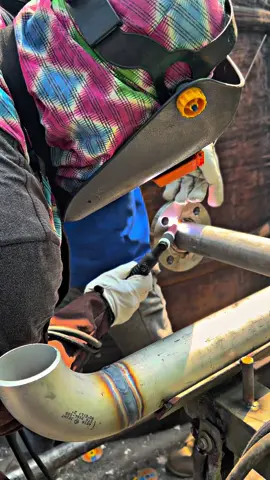 🥶#welder #weldergtawsmaw #fyp 