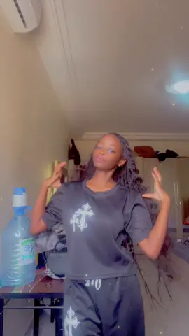 De retour 🙏🏻❤️❤️#pourtoi#tiktoksenegal🇸🇳#videoviral#fouryoupage 