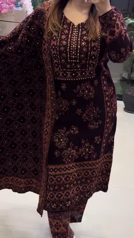 Woolen kurtha set #9860344042 #dressluxury #pepsicolarudrakshyacomplex🥰 #deliveryallovernepal🇳🇵 #dlstha 