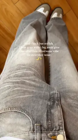 Laid - back but stylish, these gray wide - leg jeans give that effortless streetwear vibe for everyday wear. #widelegjeans #streetwearstyle #denimtrend #ootdmalaysia 