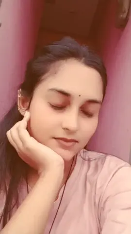 #creatorsearchinsights #fouryou #typppppppppppppppppppシ #repostplzz❤✌🏼 #@gyatri yadav 