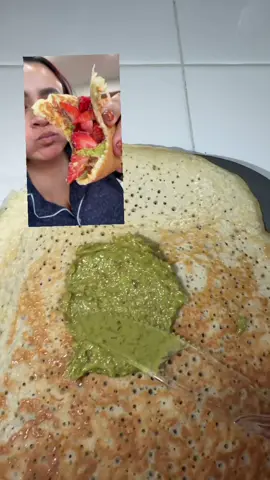 #dubaichocolate #dubaichocolatestrawberries #pistachiokunafa 