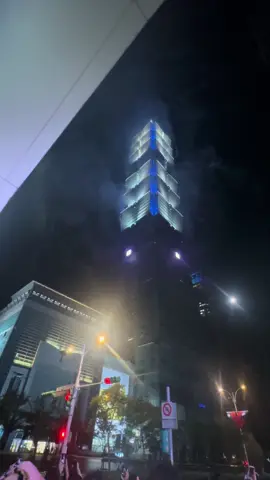 bon chen thở ko nổi:) #taipei101#xuhuong#dhs#fyp#xhhhhhhhhhhhhhhhhhhhhhhh  