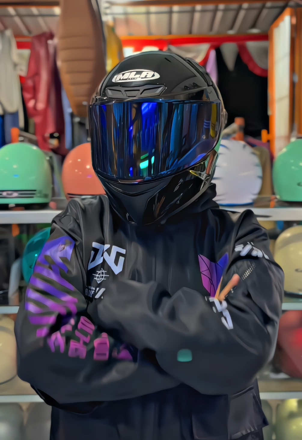 dipake cewek juga mantep 🔥 #helmkeren #helmfullface #helmmurah #helmcowok #helmet 