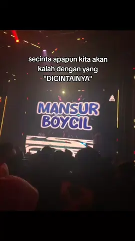 iniLaguApaKokDalamBgt#stasiuntop10surabaya #fyp #stasiunsurabaya #stasiun🚂 #djtessamorena 