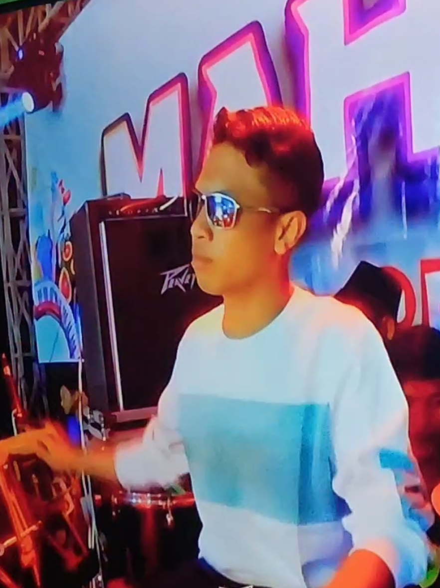Judul Lagu •>PESONA• COVER FARIZ KENDANG •SABILA PERMATA• NEW PUTRA MAHKOTA - PK TUBE #pesona #farizkendang #sabilapermata #newputramahkota #pktube 🎵@pecintamahesamusic 🔊
