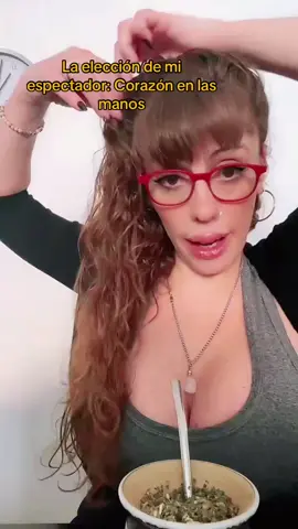 Este es el Regalo más popular de mi LIVE. He visto a muchos espectadores enviarlo en mi LIVE.@Kenjamin #tiktoklive #livehighlights #livegift #handhearts #corazónenlasmanos 