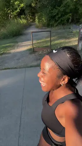 Yeaaaaaa #taylorswift #megantheestallion #imnotabadtrend #kaylanicole #thelifeofashowgirl   