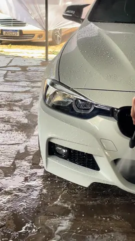 Linda ela ne?🥹 #bmw #320i #trend #fy #viral 